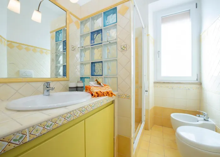 Apartment Casa Giada Fronte Mare A Due Passi Da Roma