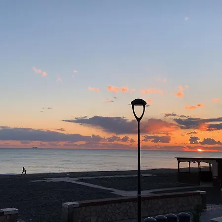 Casa Giada Fronte Mare A Due Passi Da Roma 公寓